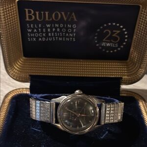 23 Jewel Anti-Magnetic Shock Resistant BULOVA with ORIGINAL BOX. Self Winding.